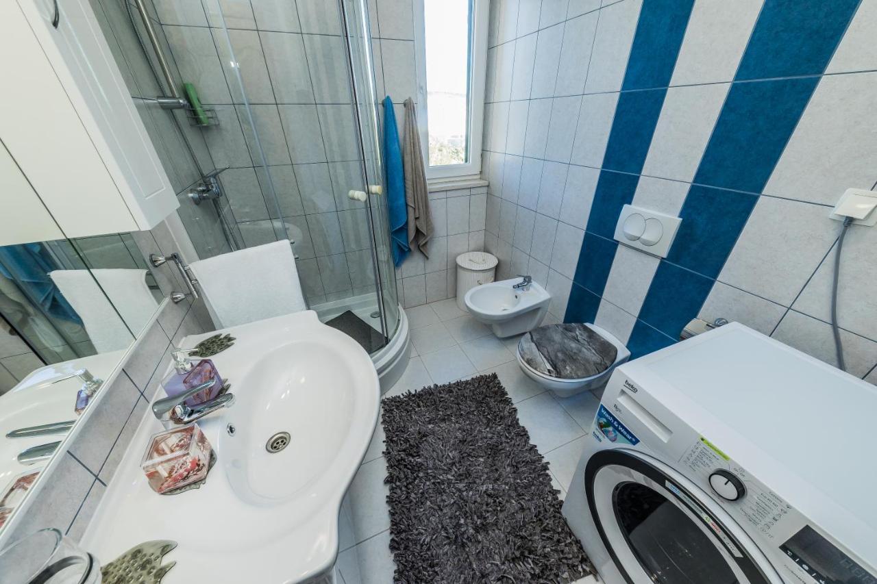 Ivana Apartment Трогир Екстериор снимка