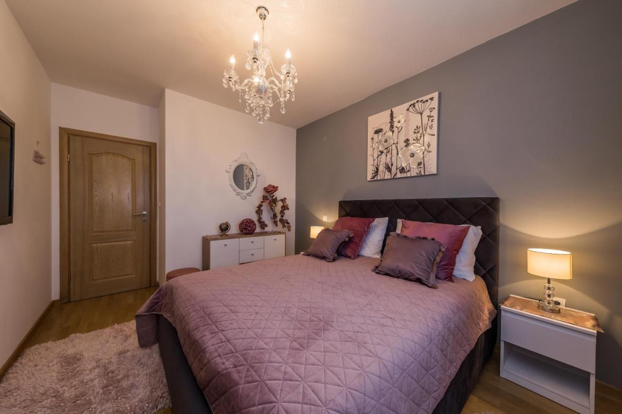 Ivana Apartment Трогир Екстериор снимка